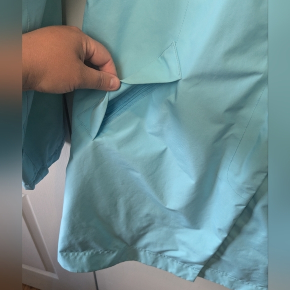 LILLY PULITZER Women Raincoat Style Trench Coat Blue Color With Pockets Size M - Picture 4 of 11